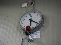 Nn clock - afbeelding 1 van  3