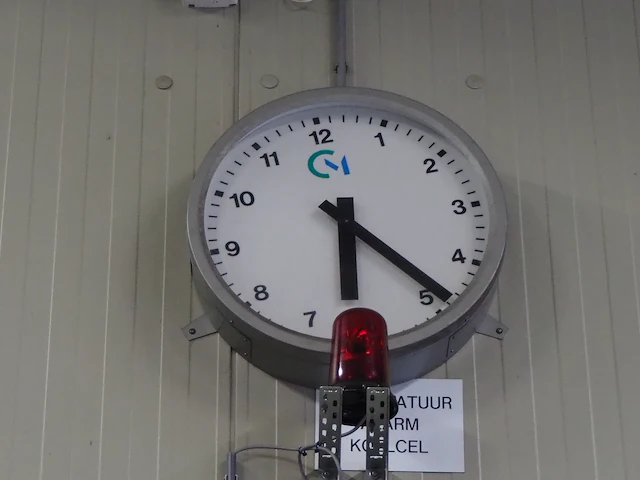Nn clock - afbeelding 3 van  3