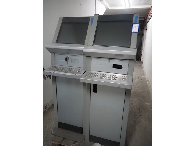 Nn computer terminals - afbeelding 1 van  7