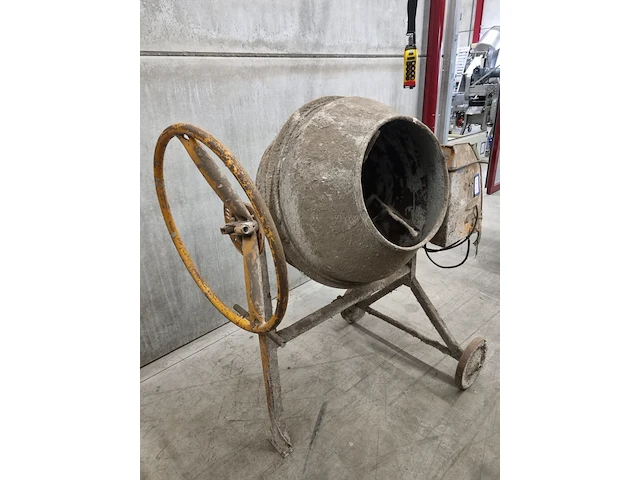Nn concrete mixer - afbeelding 2 van  5