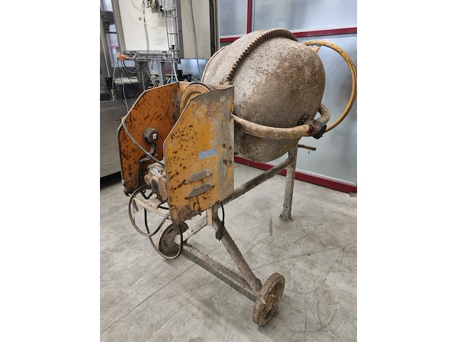 Nn concrete mixer - afbeelding 3 van  5
