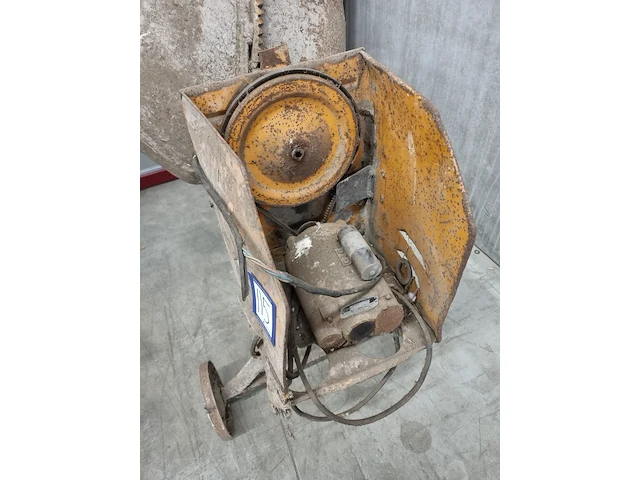 Nn concrete mixer - afbeelding 4 van  5