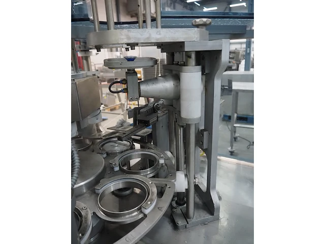 Nn cup filling and sealing machine - afbeelding 5 van  41