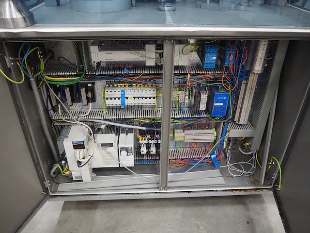 Nn cup filling and sealing machine - afbeelding 22 van  41
