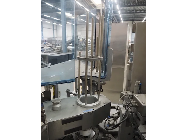 Nn cup filling and sealing machine - afbeelding 5 van  32