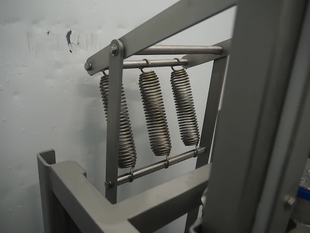 Nn decrowning machine - afbeelding 6 van  6