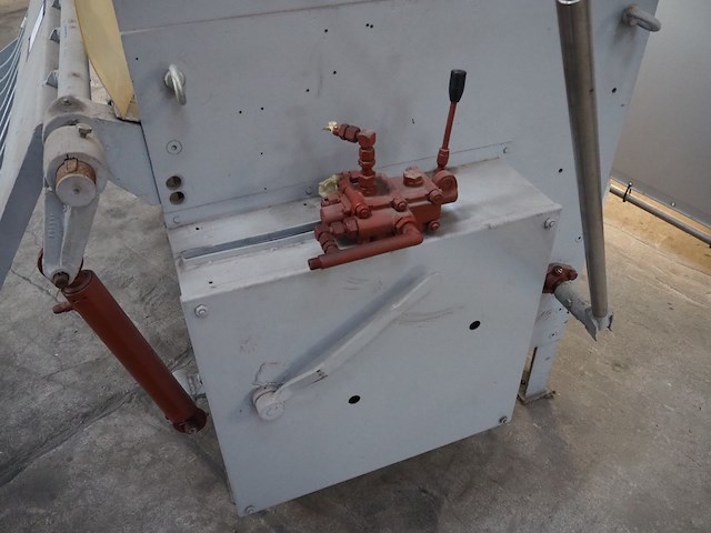 Nn dehairing machine - afbeelding 9 van  10