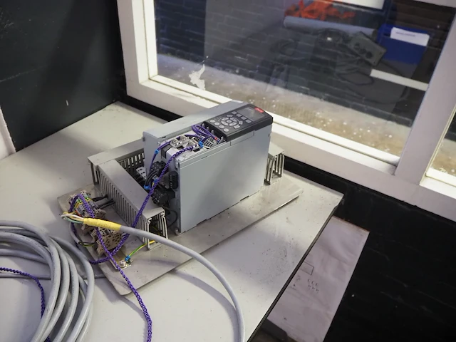 Nn desk - afbeelding 4 van  5