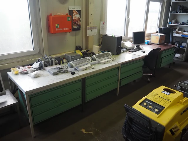 Nn desk - afbeelding 1 van  14