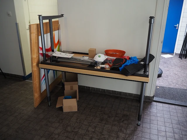 Nn desks - afbeelding 1 van  3