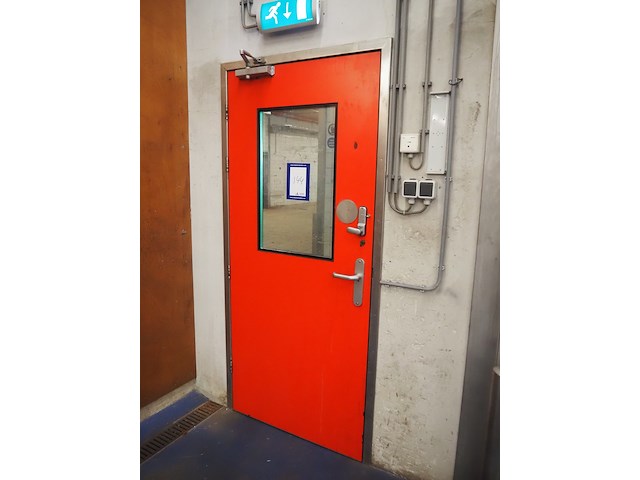 Nn door - afbeelding 1 van  4