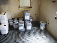 Nn drip trays with oil - afbeelding 17 van  38
