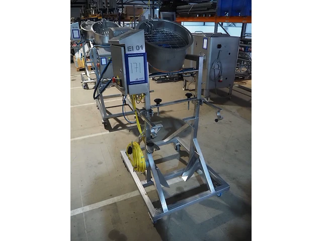 Nn egg cutter - afbeelding 1 van  10