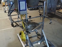Nn egg cutter - afbeelding 1 van  10