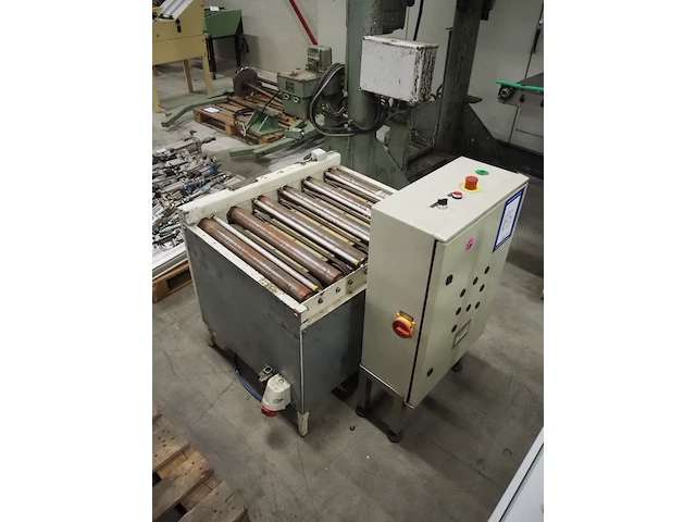 Nn electric driven roller conveyor - afbeelding 2 van  8