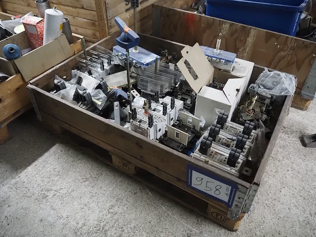 Nn electric parts - afbeelding 1 van  10