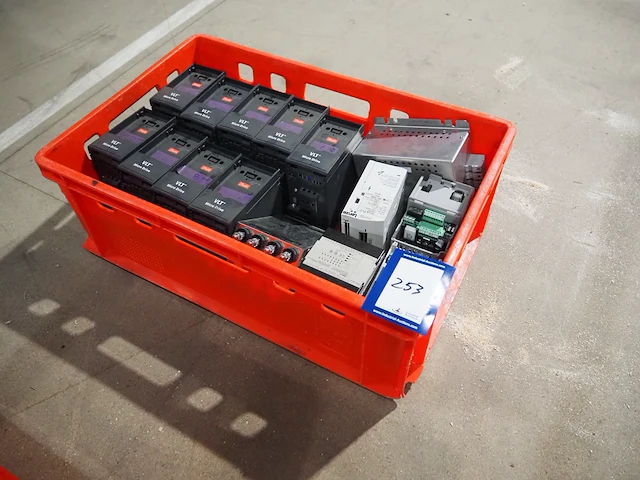 Nn electric parts - afbeelding 1 van  4