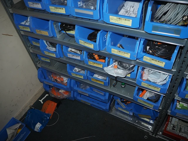 Nn electrical and pneumatic parts - afbeelding 20 van  20