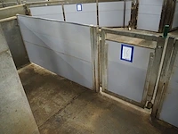 Nn entrance stables - afbeelding 3 van  20
