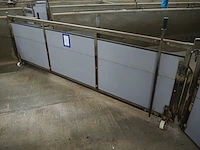 Nn entrance stables - afbeelding 8 van  20