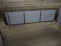 Nn entrance stables - afbeelding 19 van  20