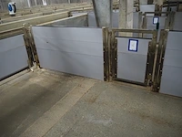 Nn entrance stables - afbeelding 20 van  20