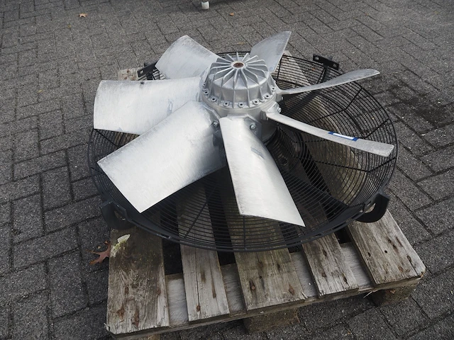 Nn fan - afbeelding 3 van  4