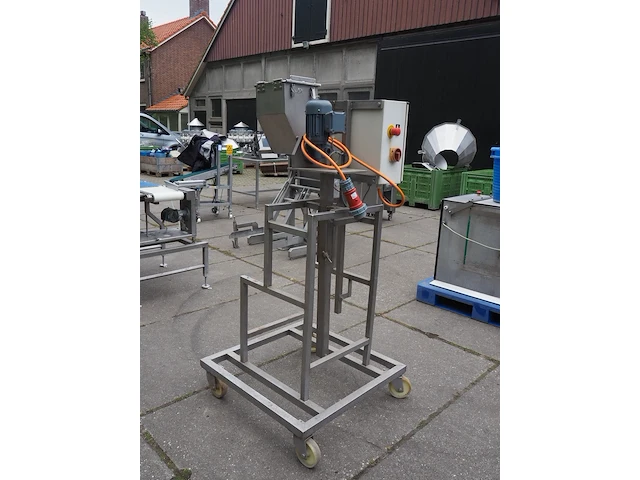Nn feeder - afbeelding 3 van  8