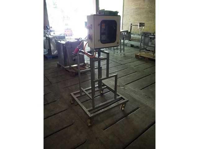 Nn feeder - afbeelding 3 van  7