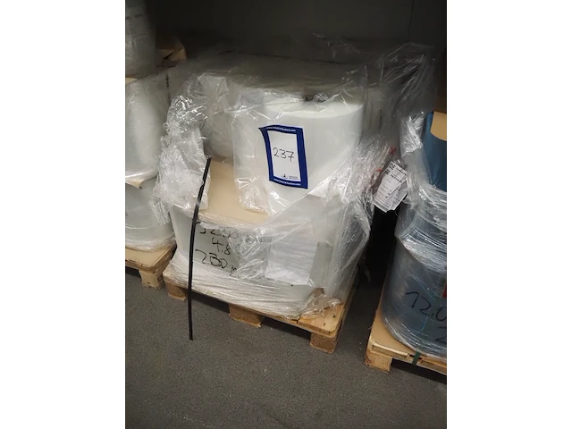 Nn film rolls - afbeelding 2 van  3