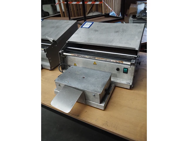 Nn film wrapping machine - afbeelding 1 van  8