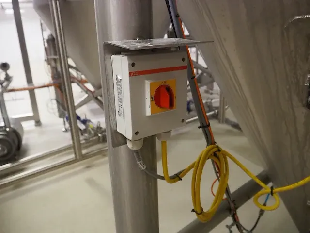 Nn filter silo for powder dissolver - afbeelding 4 van  12