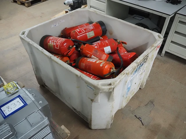 Nn fire extinguishers - afbeelding 4 van  10