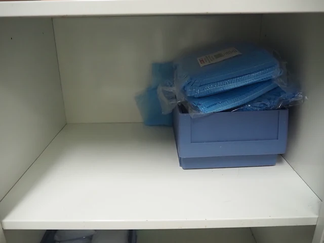 Nn first aid cabinet - afbeelding 5 van  9