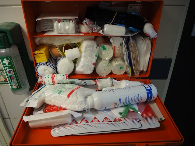 Nn first aid kit - afbeelding 3 van  5