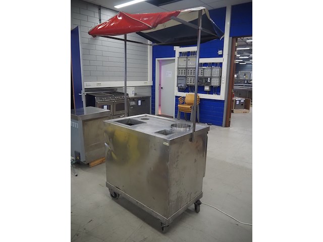 Nn fish stall - afbeelding 4 van  10