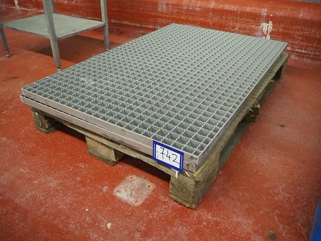 Nn floor gratings - afbeelding 1 van  3
