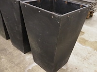 Nn flower pots - afbeelding 3 van  4