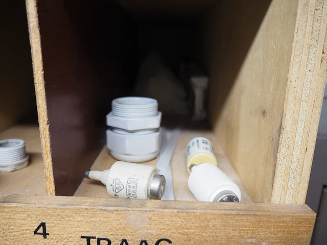 Nn fuses - afbeelding 7 van  16