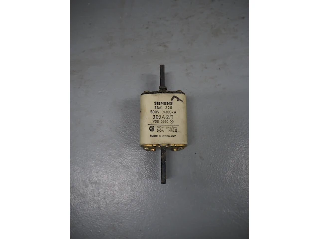 Nn fuses - afbeelding 10 van  16