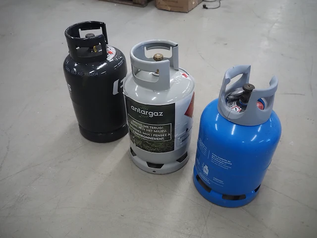 Nn gas bottles - afbeelding 4 van  4