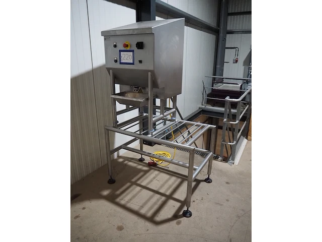 Nn grape destemmer / harvester - afbeelding 1 van  10