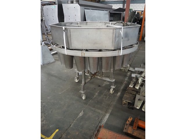 Nn halal rotating blood cones - afbeelding 2 van  6