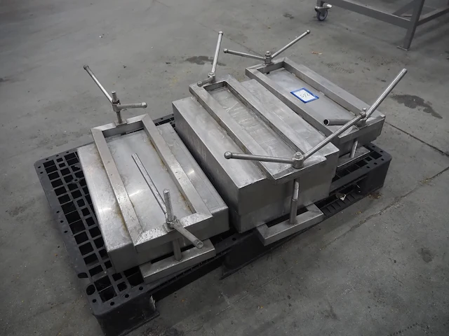 Nn ham moulds - afbeelding 4 van  7