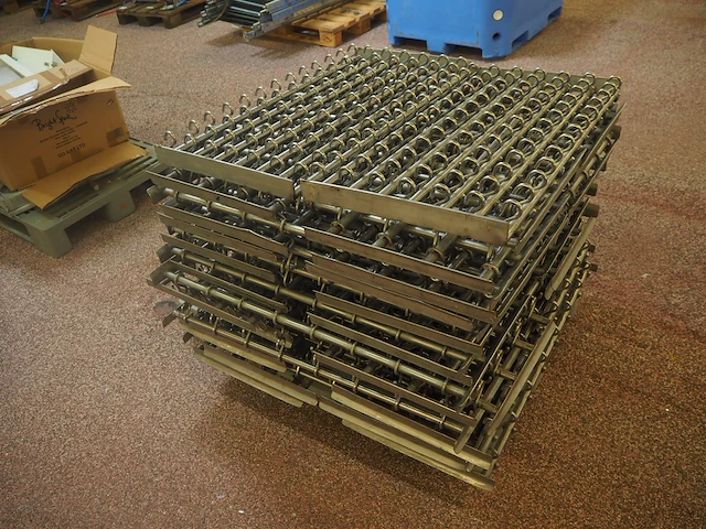 Nn hangers for smoke trolley - afbeelding 3 van  5