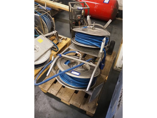 Nn hose reels - afbeelding 1 van  4