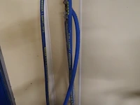 Nn hose with pistol - afbeelding 2 van  3