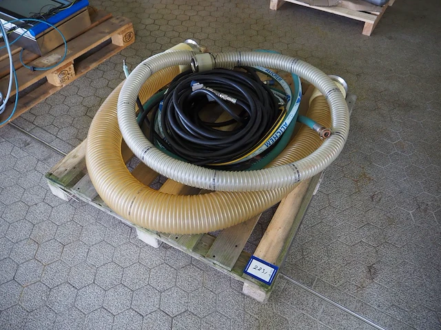 Nn hoses - afbeelding 1 van  3