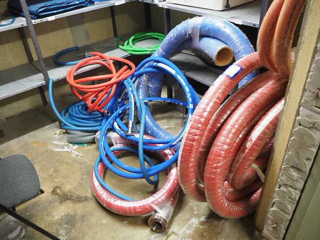 Nn hoses - afbeelding 7 van  19