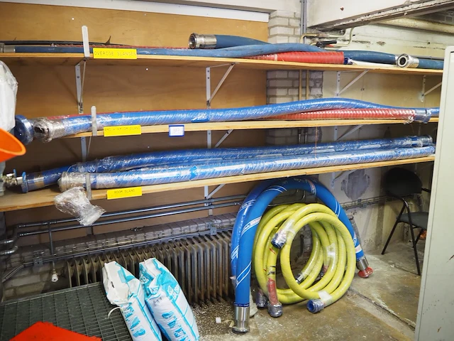 Nn hoses - afbeelding 1 van  19